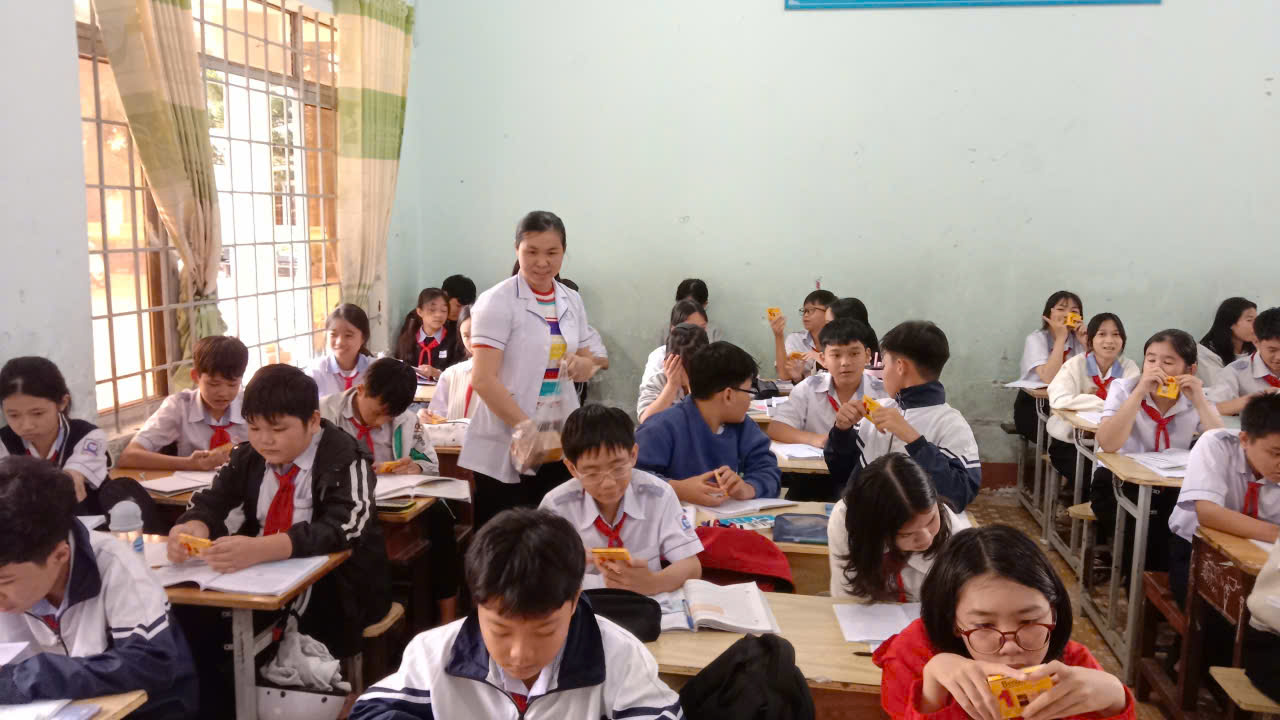 z7337326585317_35ce2f223a59f15447a273d3755e4ebd