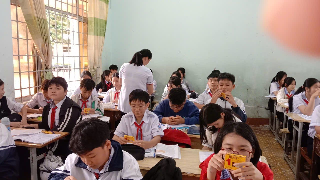 z7337326732267_aa828e3cb5b4a1bb0a7b42bb77c5b7ee